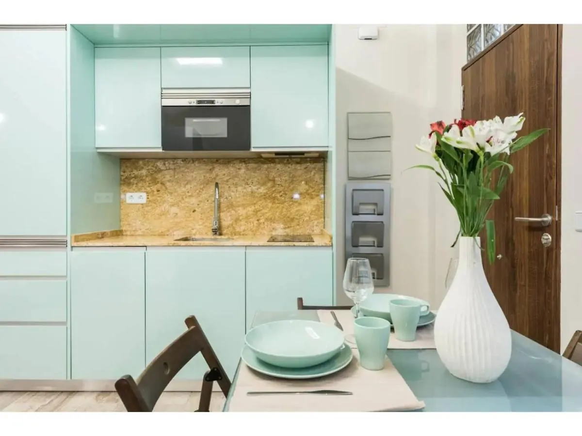Precioso Estudio Situado En La Zona De Las Ventas Barbadillo Der Madrid